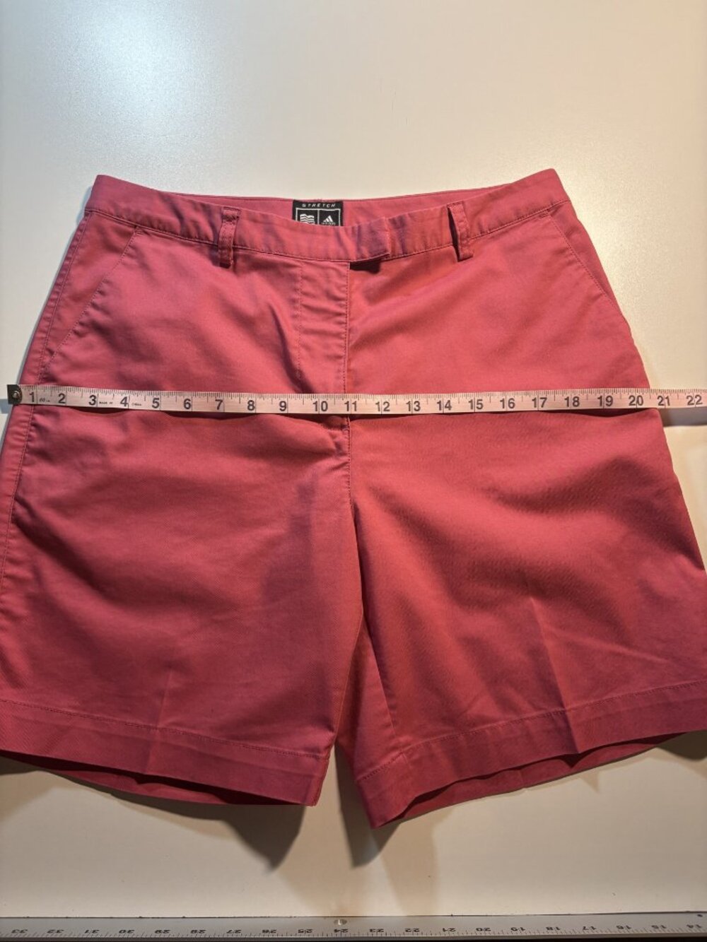 Adidas Women’s Stretch Golf Shorts Size 12 Salmon Pink Casual Bermuda Shorts - Picture 6 of 10